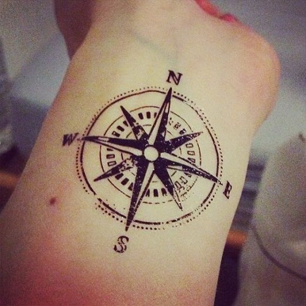 1-compass-tattoo-designs