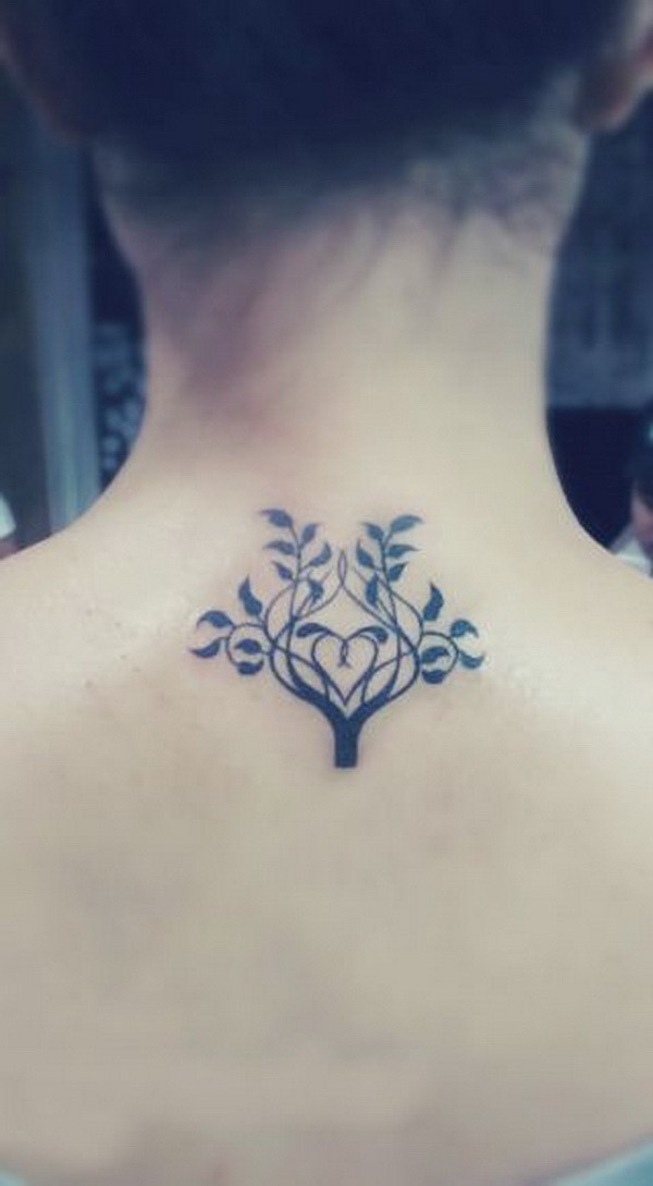 26-back-of-neck-tattoo-designs