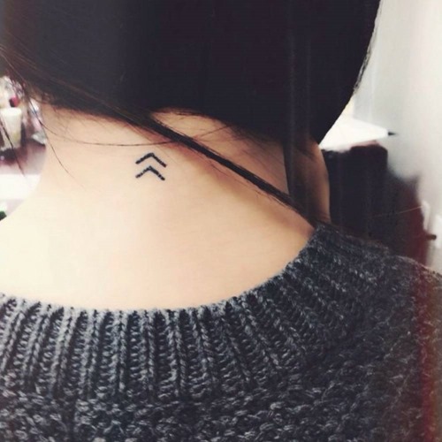 30-small-and-simple-tattoos-for-girls-1
