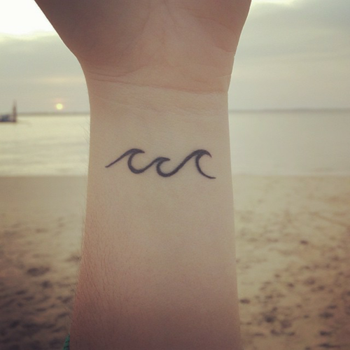 30-small-and-simple-tattoos-for-girls-1