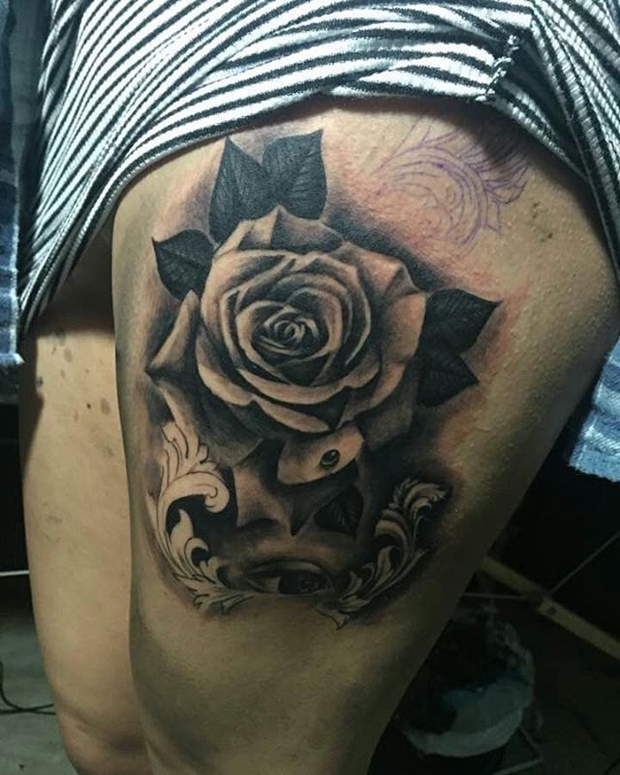 black-rose-tattoo-32