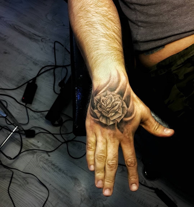 black-rose-tattoo-4