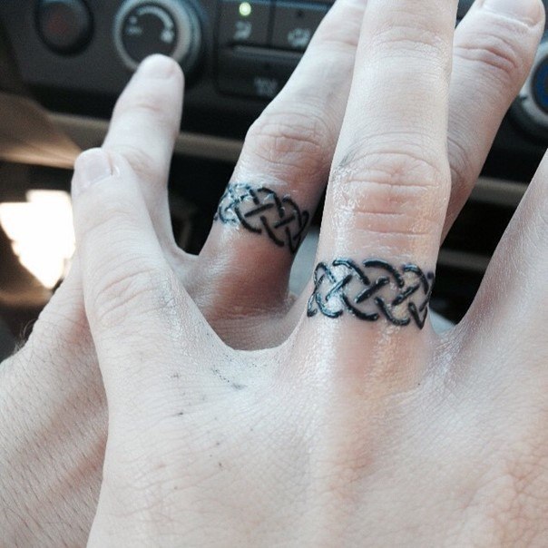 celtic-knot-wedding-ring-tattoos