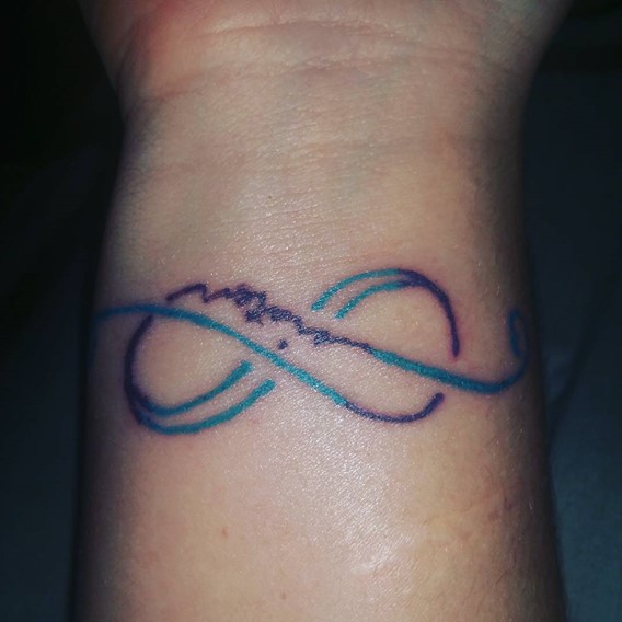 double-infinity-tattoo-with-sisters-designs