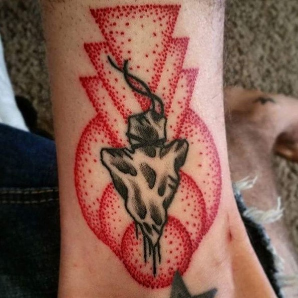 geometric-arrowhead-tattoo