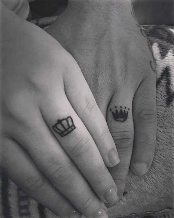 king-queen-wedding-ring-tattoo