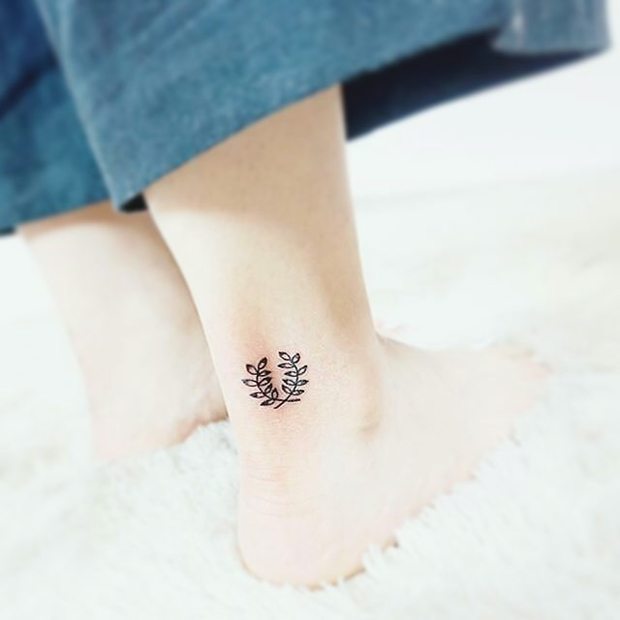 laurel-wreath-tattoo-40