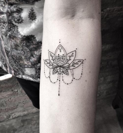 lotus-flower-tattoo-small