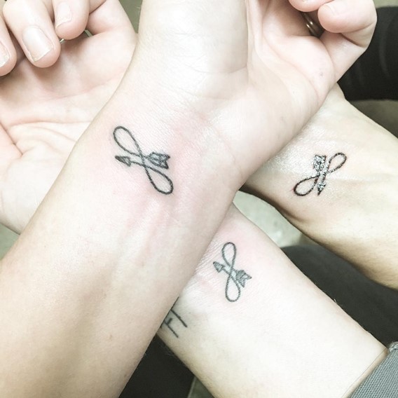 matching-sister-infinity-tattoos