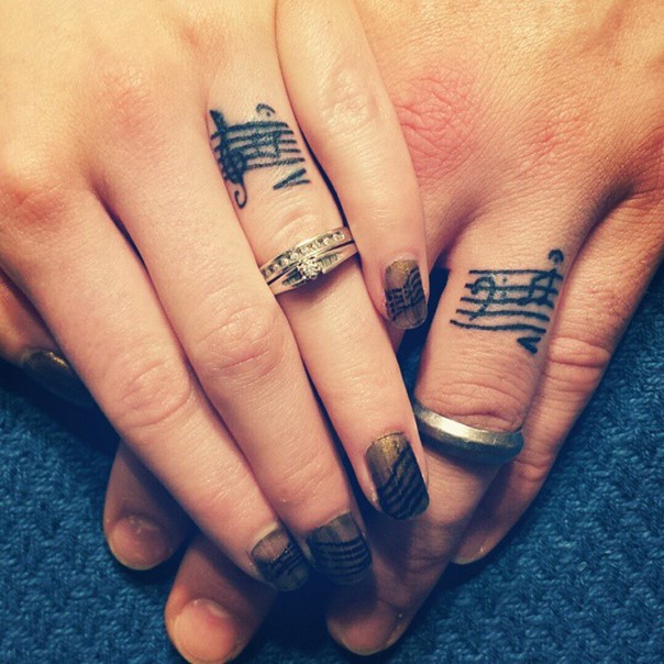 musical-wedding-band-tattoo