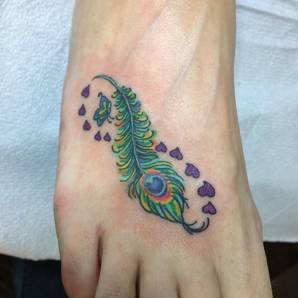small-peacock-feather-tattoo-on-foot