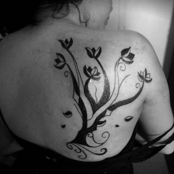 tree-tattoos-on-back-5