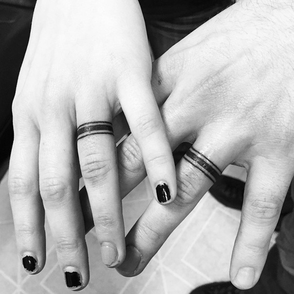 wedding-band-tattoo-rings