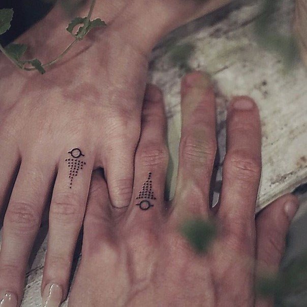 wedding-ring-tattoo-34