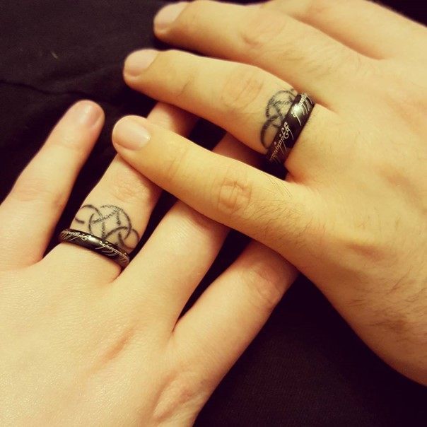 wedding-ring-tattoo-35