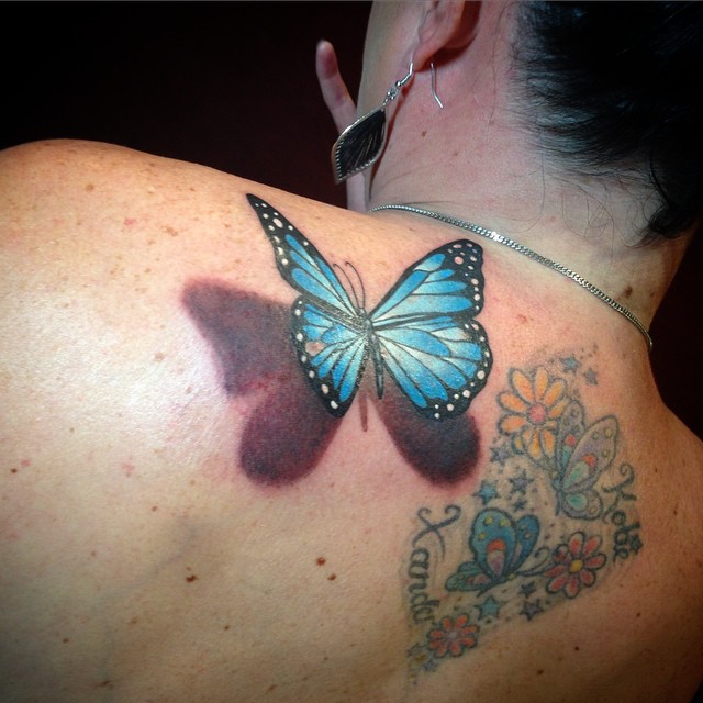 3d-butterfly-tattoos-with-flowers