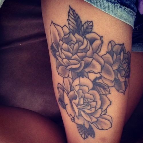 45-thigh-tattoo-ideas-for-girls-9