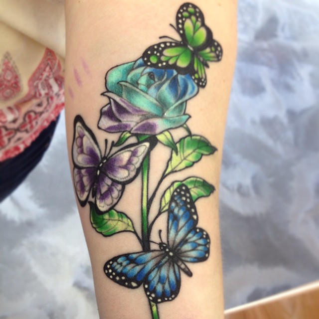 amazing-butterfly-tattoos-with-rose-flowers