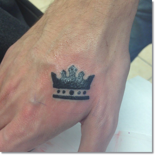 cool-crown-tattoo-for-men-on-hand