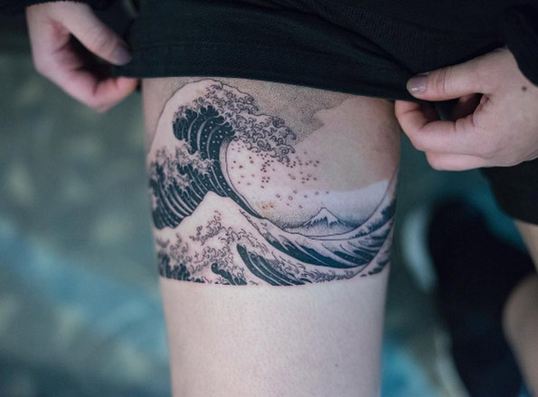 hokusai-wave-tattoo