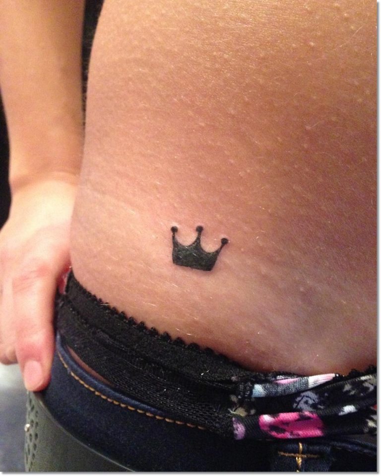 small-crown-tattoos-for-women-9-768x958