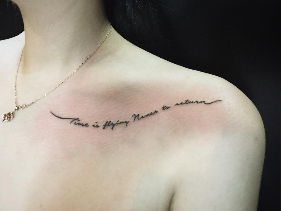 time-is-flying-never-to-return-quote-on-collar-bone
