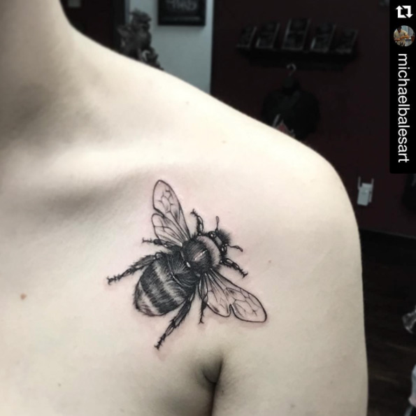 bee-tattoo-shoulder