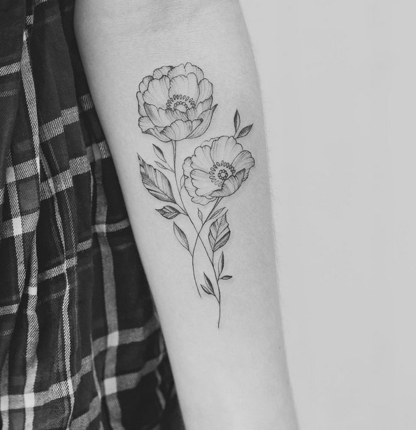 blackwork-floral-tattoos