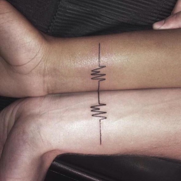 brother-sister-heartbeat-tattoos-connecting