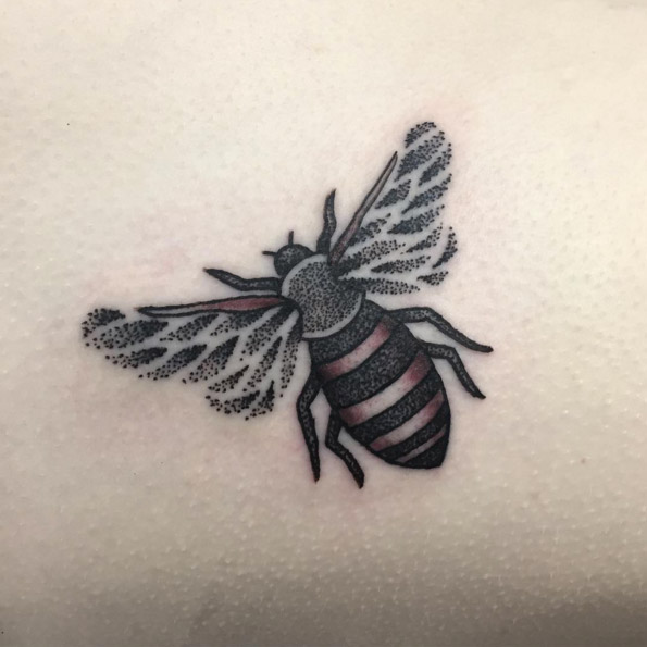 dotwork-bee-tattoo