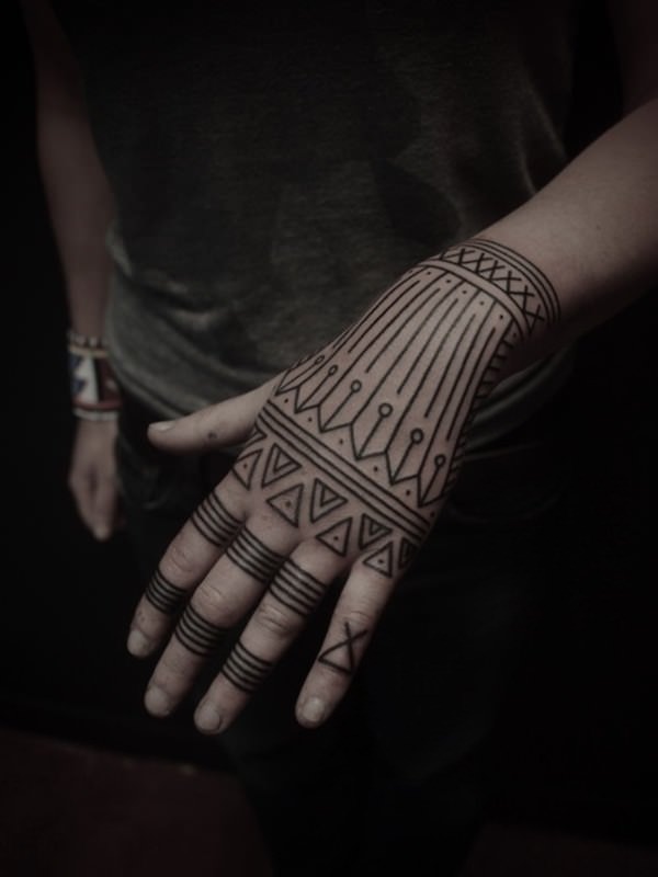 geometry-tattoos-creemmagazine-com-8