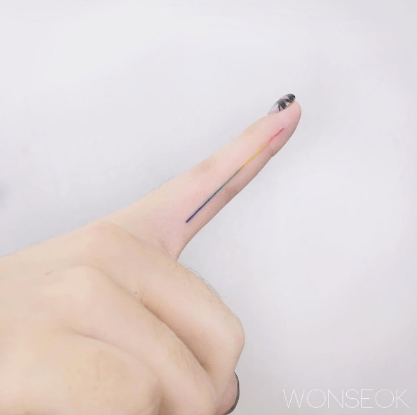 gradient-line-tattoo