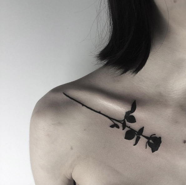 heavy-blackwork-rose-tattoo