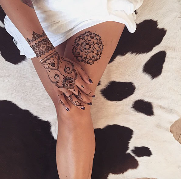 mehndi-hand-tattoo-23