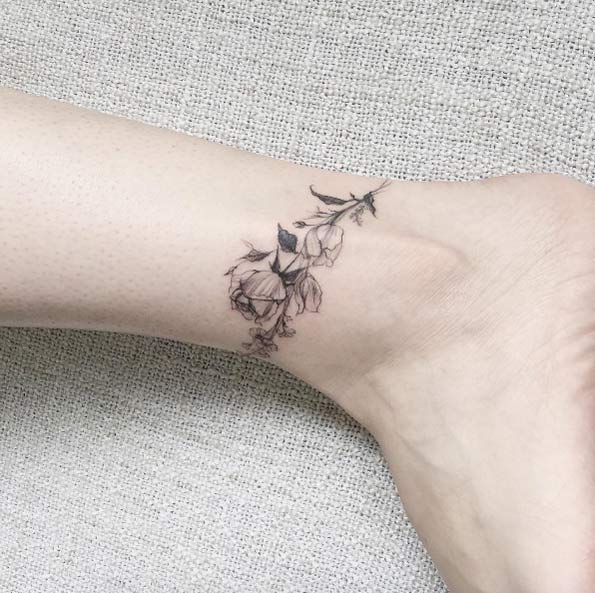 rose-anklet-tattoo