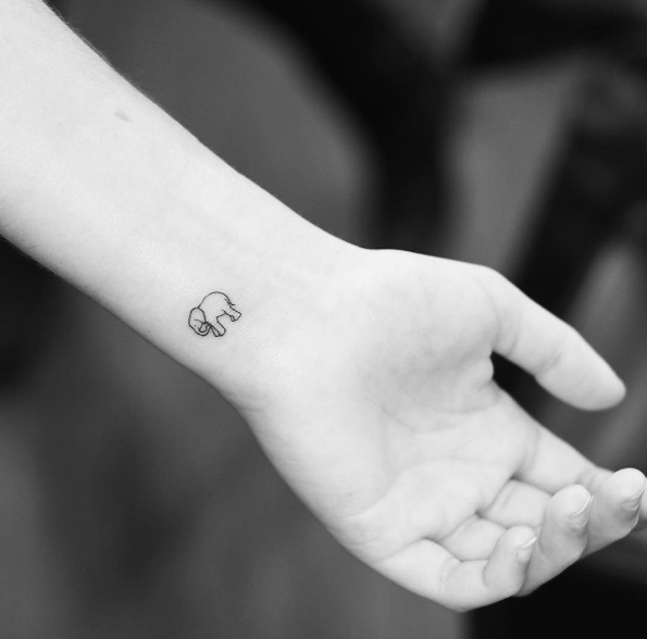 tiny-elephant-tattoo