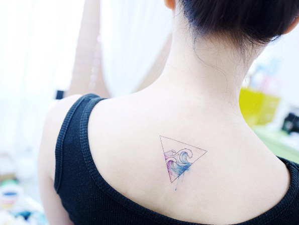 tiny-watercolor-wave-tattoo