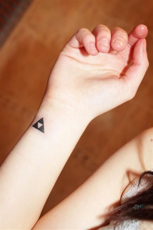 triple-triangle-tattoo