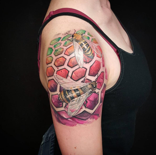 watercolor-honeycomb-tattoo