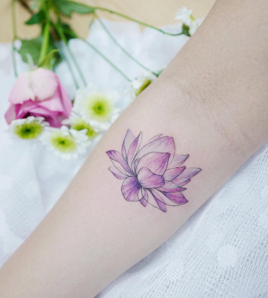 watercolor-lotus-flower-tattoo