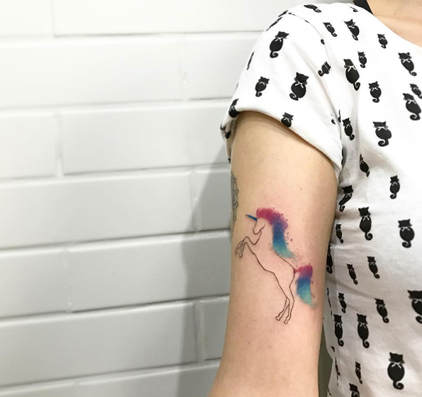 watercolor-unicorn-tattoo