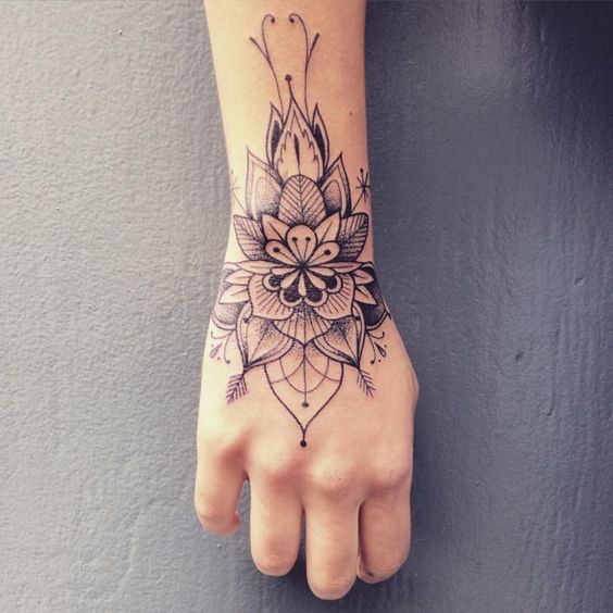 wrist-tattoos-24