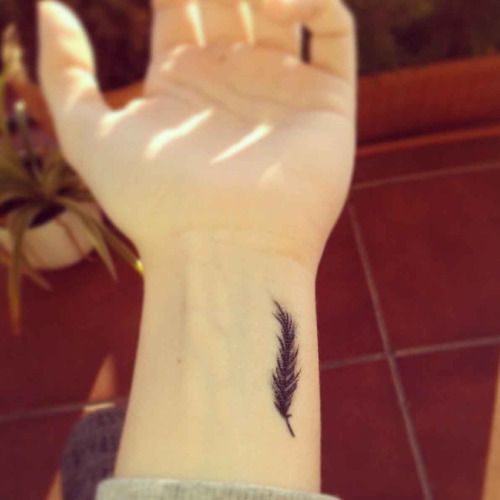 wrist-tattoos-28