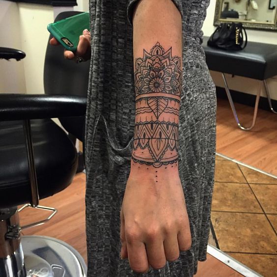 wrist-tattoos-29