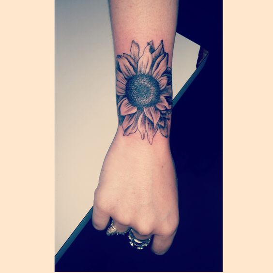 wrist-tattoos-30