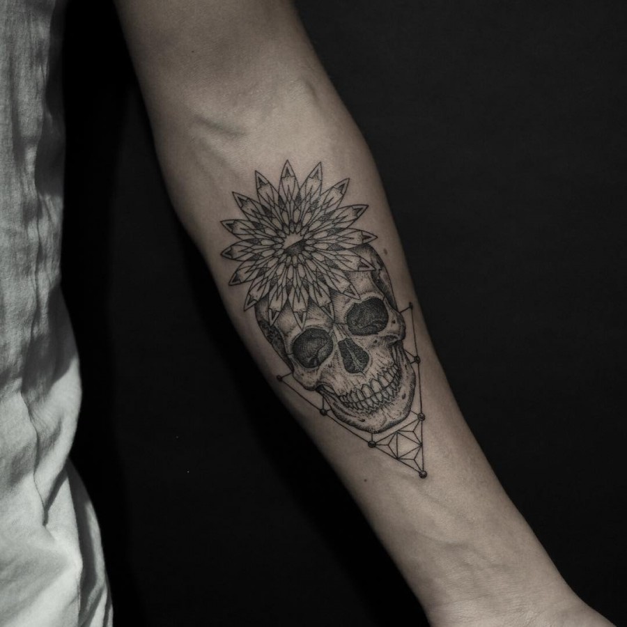 skull-tattoo-900x900