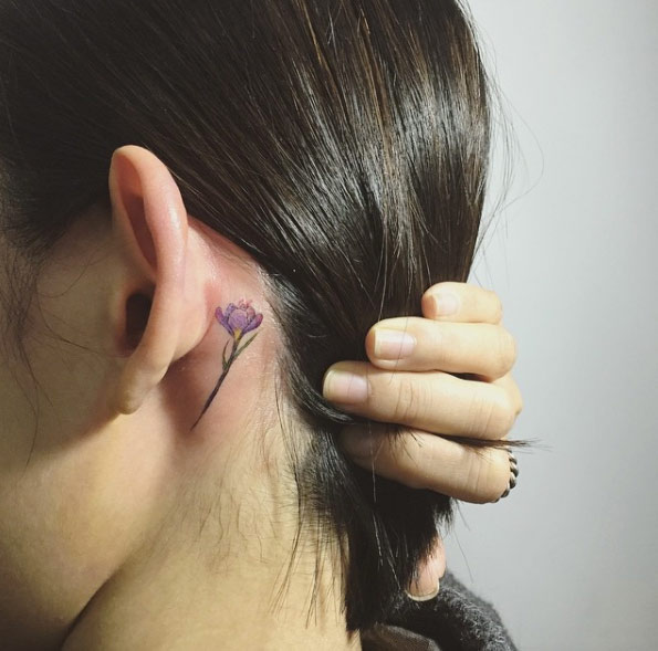 behin-ear-tattoo
