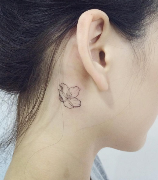 behind-ear-tattoo-design-6