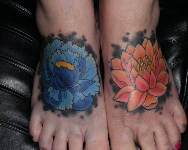 lotus-tattoo-on-foot