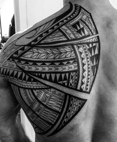 back-of-shoulder-large-maori-tribal-tattoo-for-guys